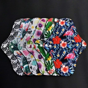 7PCS Pack Washable Cloth Pads Including 6PCS Heavy Flow Feminine Hygiene Bamboo Charcoal Cloth Mama Reusable Menstrual Pads Reusable Sanitary Napkins Pad   1PC Mini Wet Bag