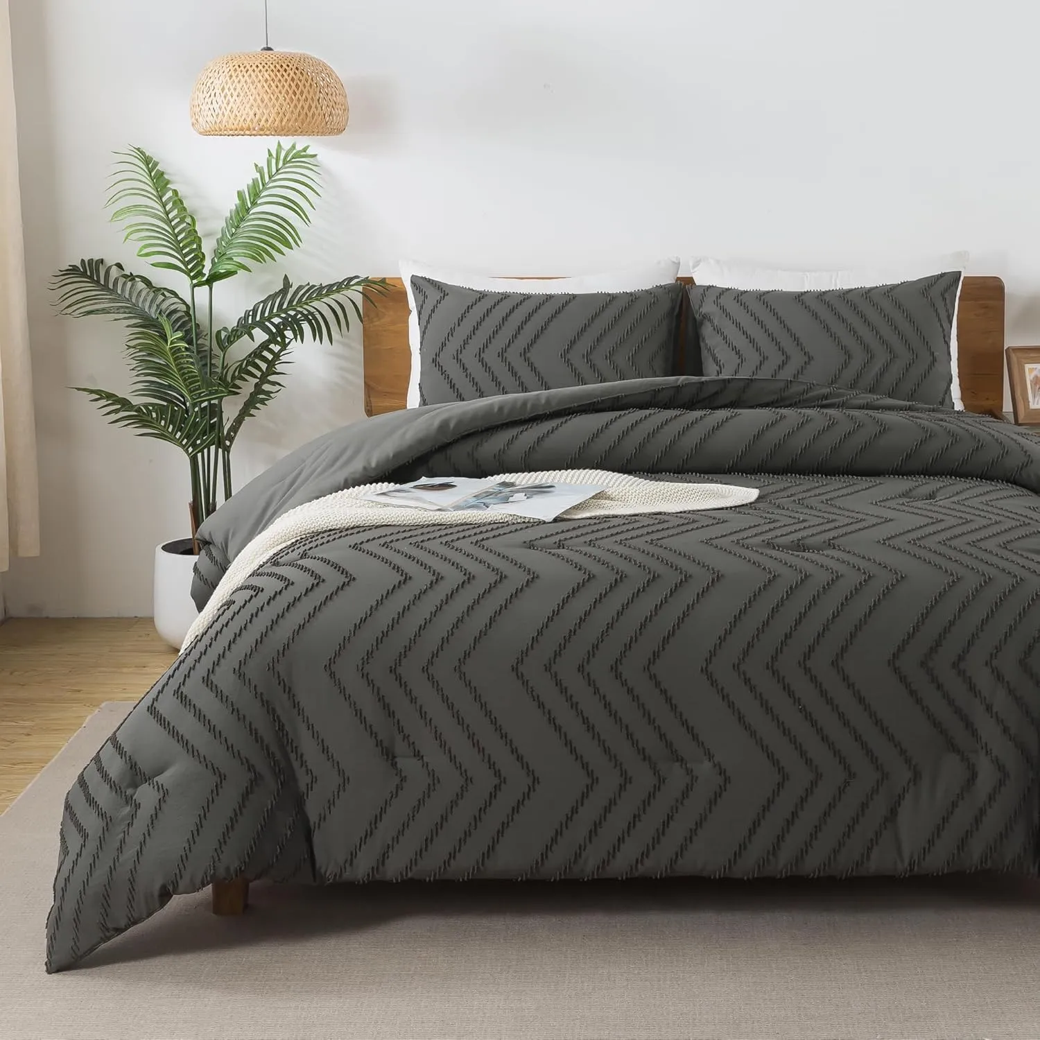 Andency Dark Grey Comforter Set Queen Size, Boho Soft Warm Tufted Bedding Comforter Sets for Queen Size Bed, 3 Pieces Aesthetic Chevron Farmhouse Cute Bohemian Textured Bed Set