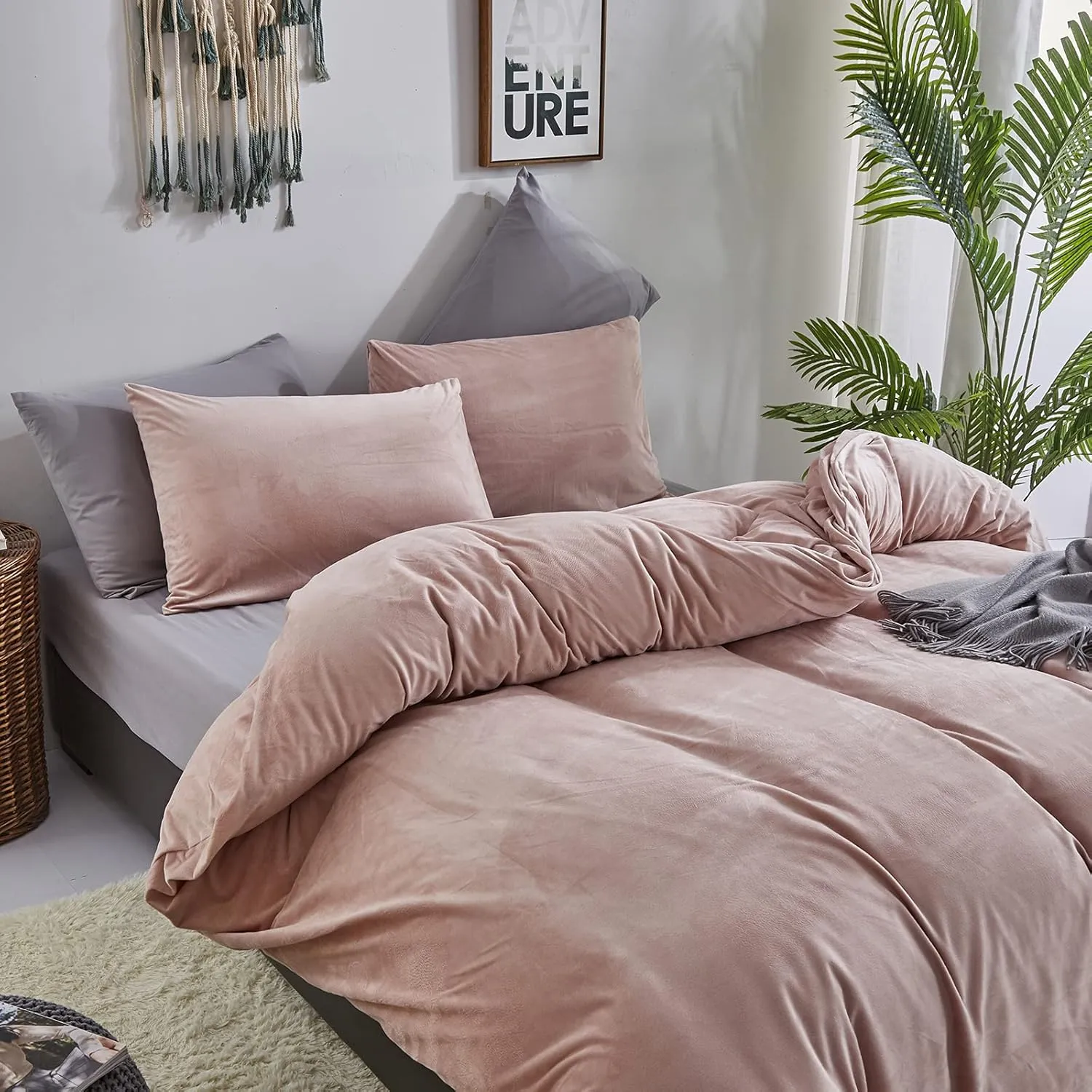 CLOTHKNOW Pink King Size Comforter Set 3Pcs Fluffy Bedding Comforter Sets All Season Soft Dusty Blush Comforter with 2 Pillow Cases