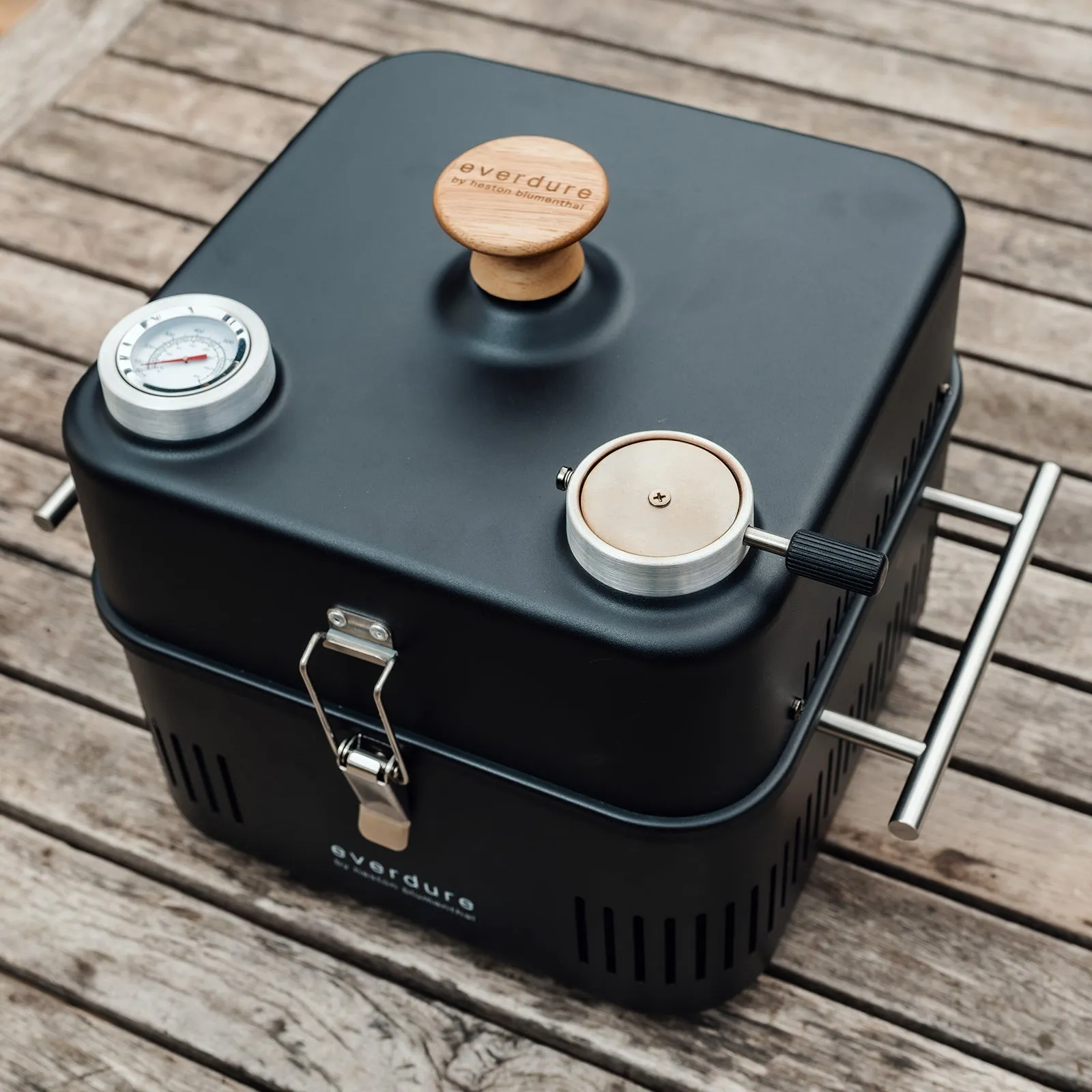 Everdure CUBE™ 360 Portable Charcoal Barbeque with Roasting Hood