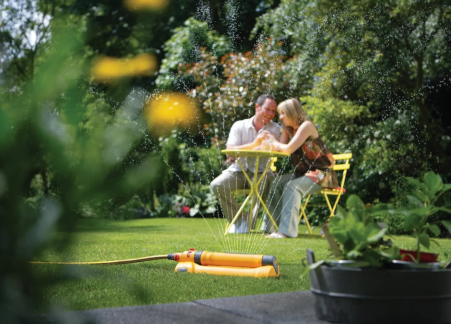Hozelock Ltd 2976B0000 2976P0000 HOZELOCK Rectangular Sprinkler Pro 200 Sq m, 200m², Yellow