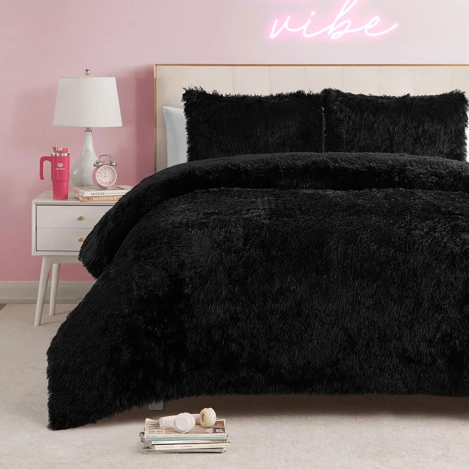 Juicy Couture Shaggy Faux Fur Black Twin/Twin XL Comforter Set - Soft and Cozy 2-Piece Machine Washable Bedding Comforter and Sham Set