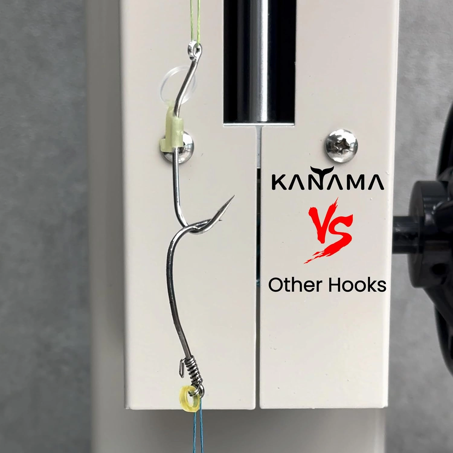 KANAMA Luminous Live Shrimp Hooks - High Carbon Steel Fishing Hooks Saltwater Corrosion Resistant Barbed Strong Hooks Freshwater Shrimp Walker, Ideal for Bass, Groupers, Pike, Catfish & More