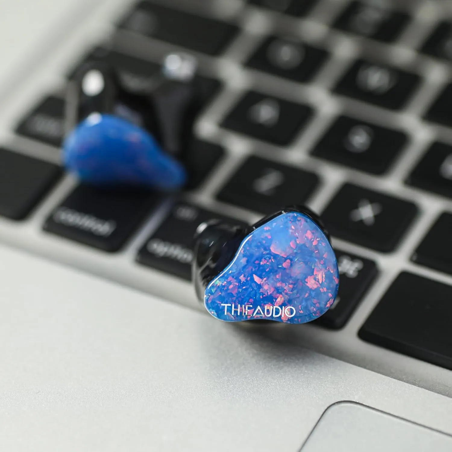 Linsoul THIEAUDIO Hype 4 2DD 4BA in Ear Monitor, HiFi IEM Earphones with Tonal Balance, Latest Sonion Driver, Detachable Silver-Plated OCC Cable for Audiophile Musician Professionals (Blue)
