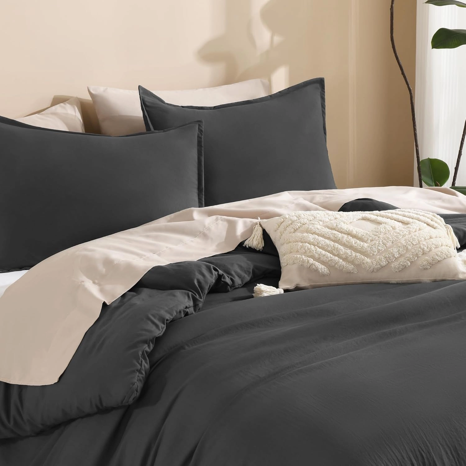 Litanika Grey Comforter King Size Set, Dark Gray Lightweight Plain Bedding Comforters Sets, All Season Fluffy Bed Set (104x90In Comforter & 2 Pillowcases)