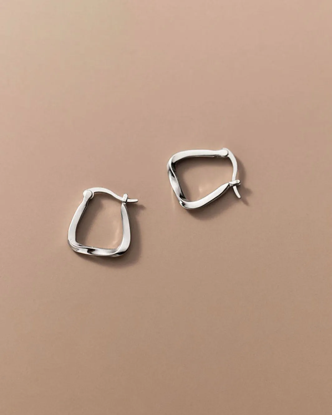 Mae Square Hoop Earrings