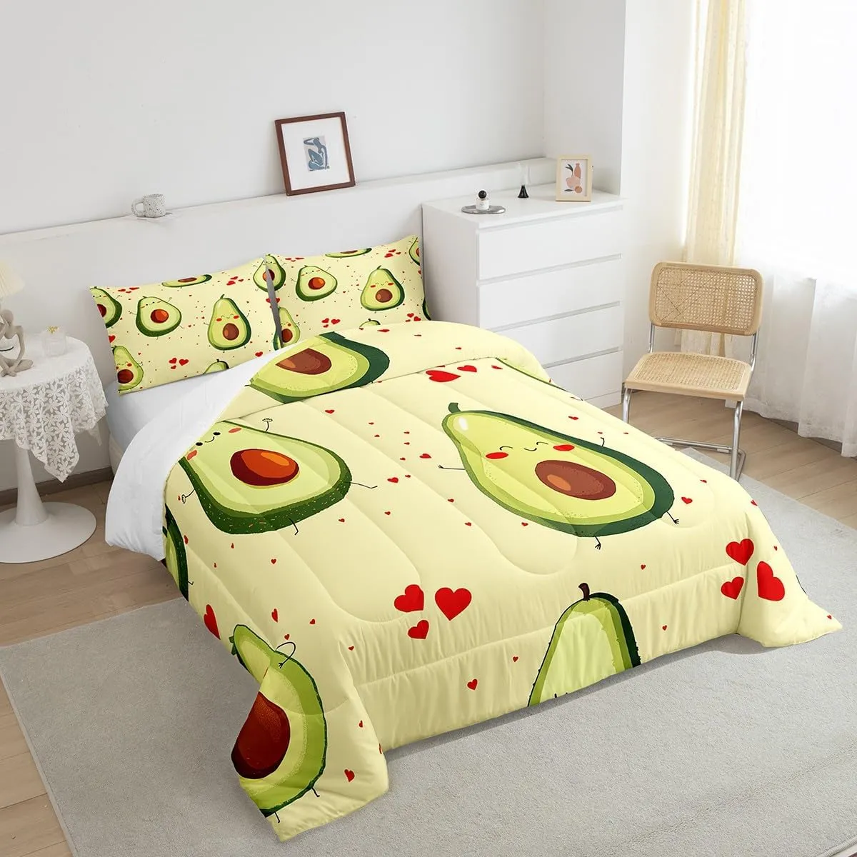 Manfei Cute Avocado Comforter Set Queen Size Lovely Fruits Theme Bedding Set 3pcs for Kids Boys Girls Room Decor, Red Love Hearts Print Quilt Set Modern Fashion Duvet Set with 2 Pillowcases