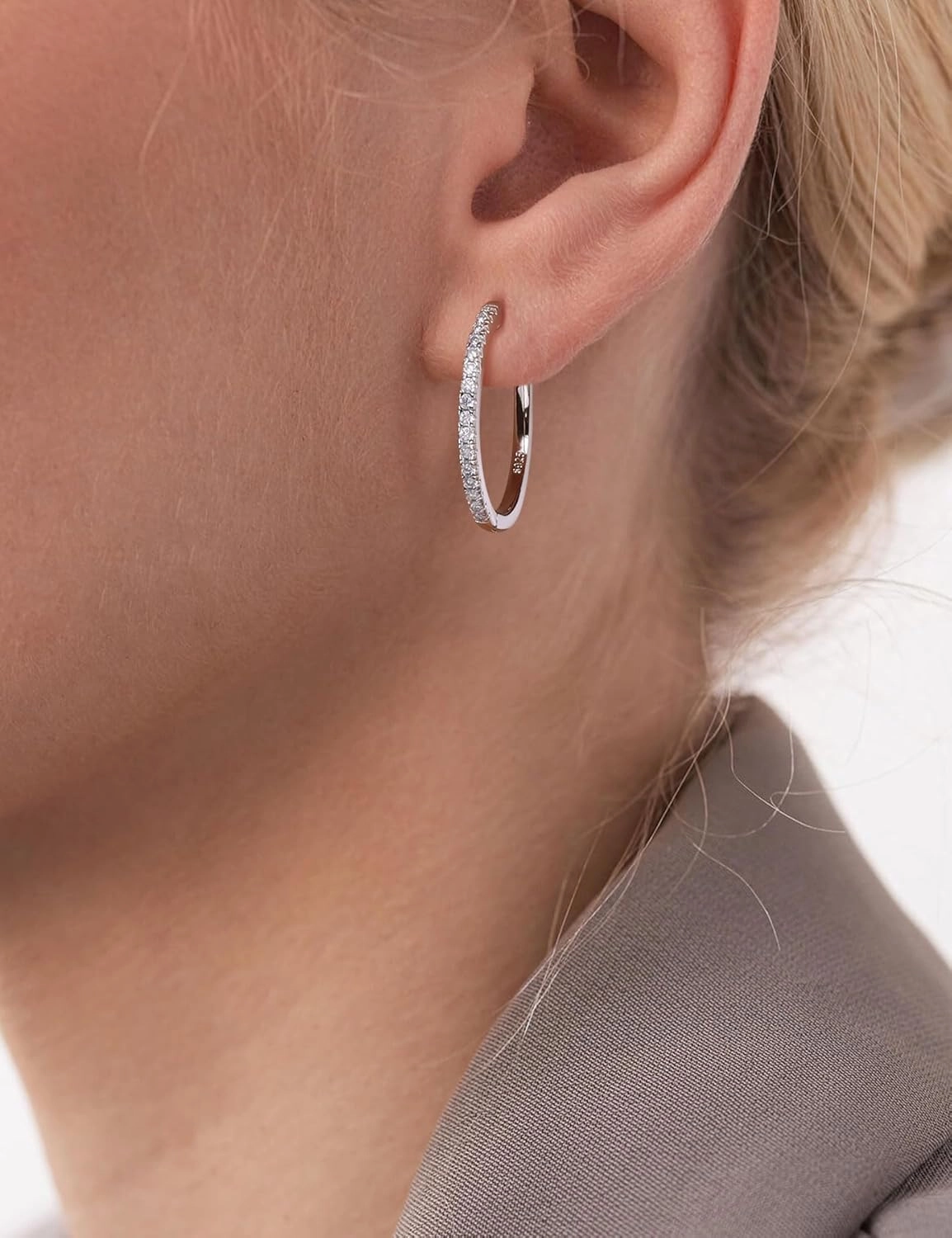 Moissanite Hoop Earrings for Women S925 Sterling Silver Channel Set 18K White Gold Plated Hypoallergenic Large Thick Huggie Loops Lightweight Moissanite Earrings 15-30mm
