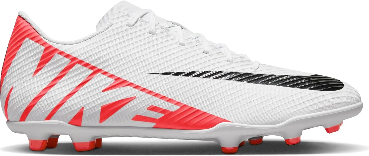 Nike Men's Soccer Sneaker
