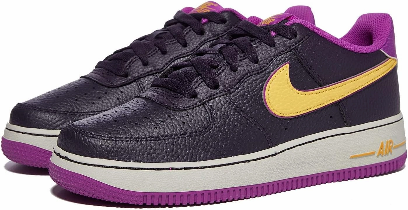 Nike Boy's Air Force 1 LV8 (Big Kid)
