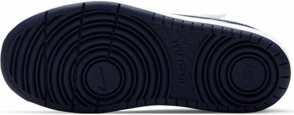 NIKE Boy's Basketball Shoe