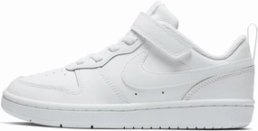 NIKE Boy's Low Top Sneakers, 28 EU