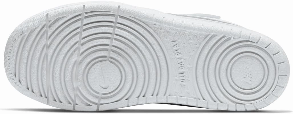 NIKE Boy's Low Top Sneakers, 28 EU