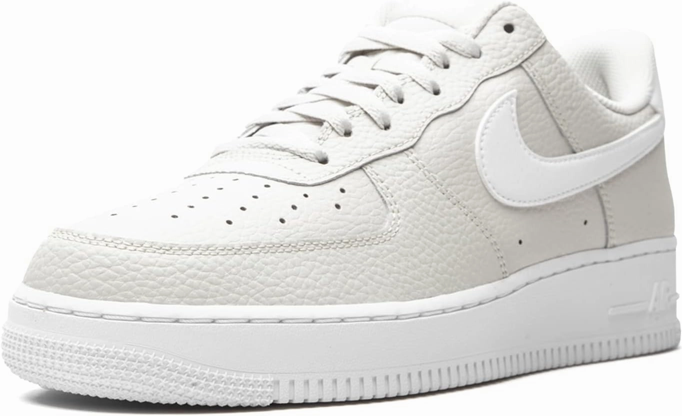 Nike Men's Basketball Shoe, 37W