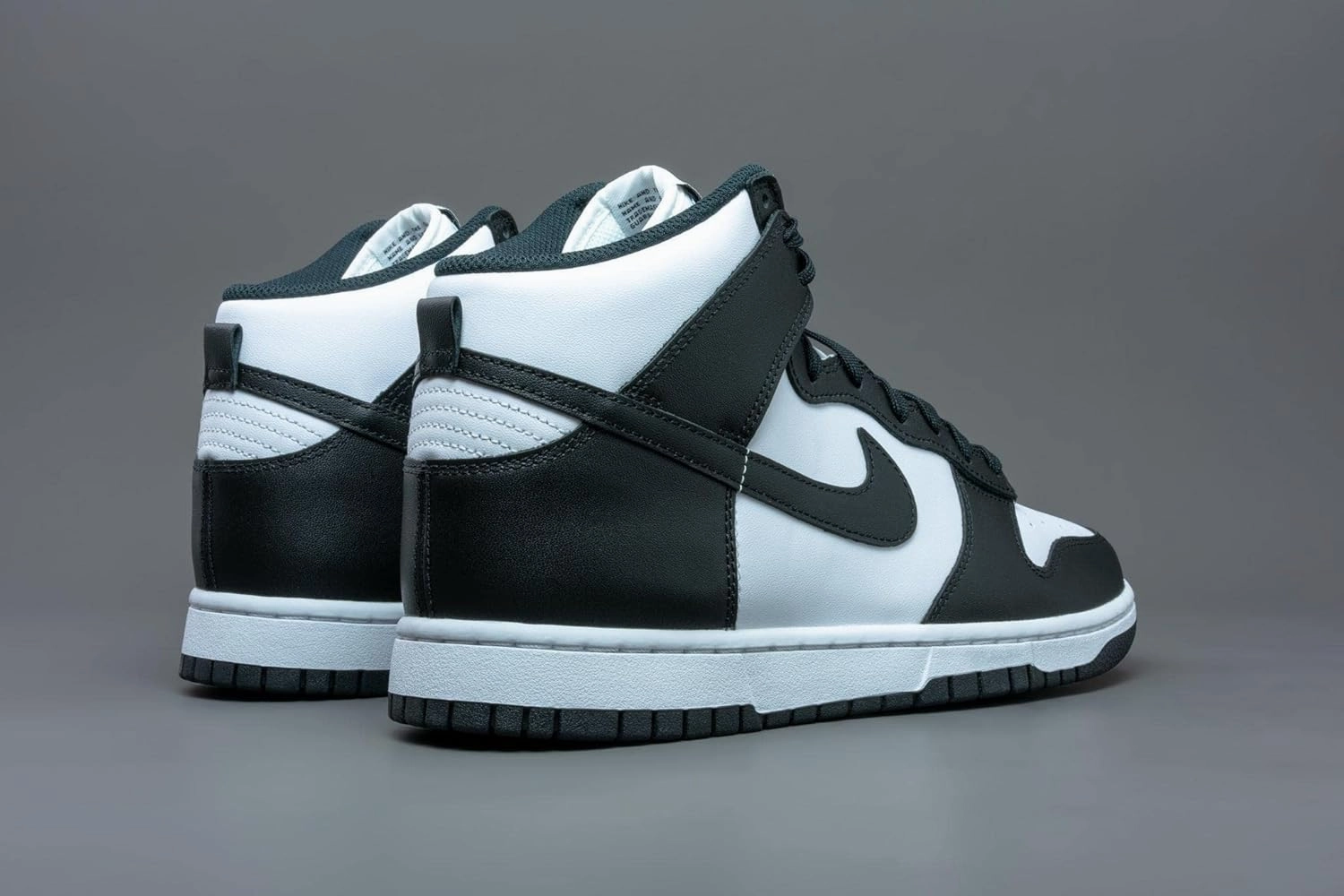Nike Unisex-Adult Vintage