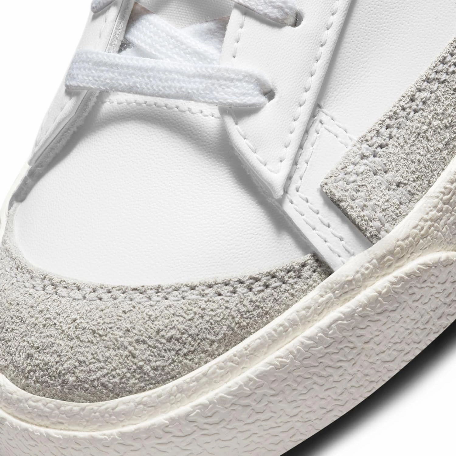 Nike Women's Basketball Shoe
