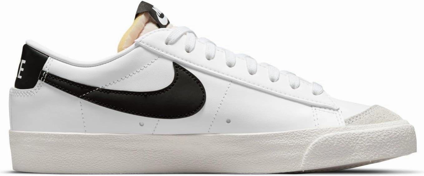 Nike Women's Basketball Shoe