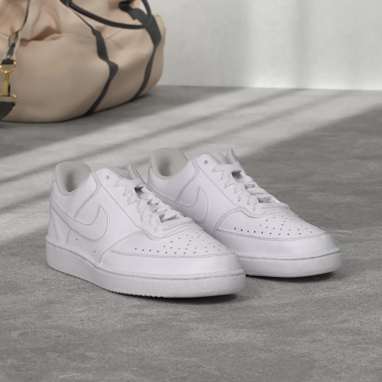 Nike Women's Leisure/Fashion Summer Gj Shoes