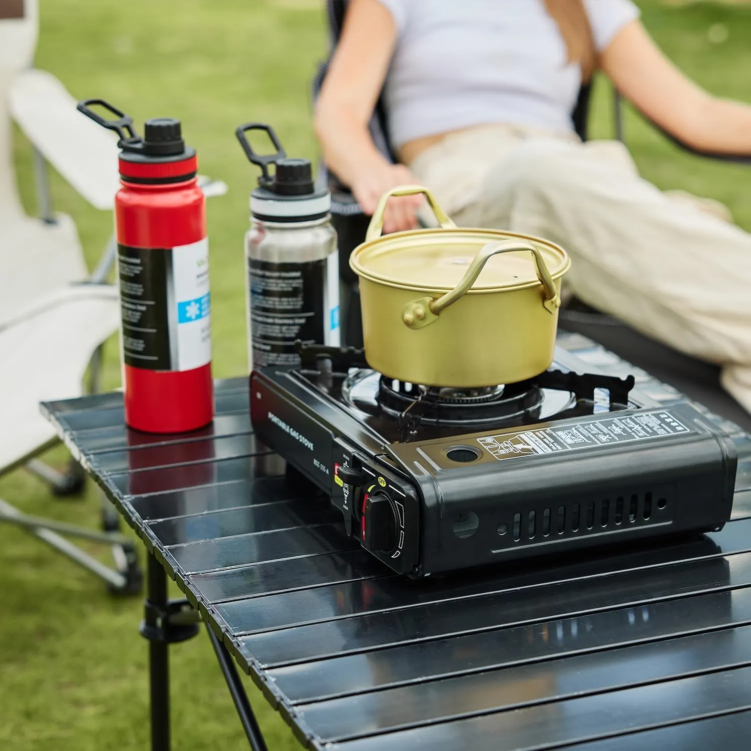 Outdoor Camping Table, Rollable Table Lightweight, Portable Aluminum Table for 4-6 People with Carrying Bag for Outdoor BBQ Picnic Party Black