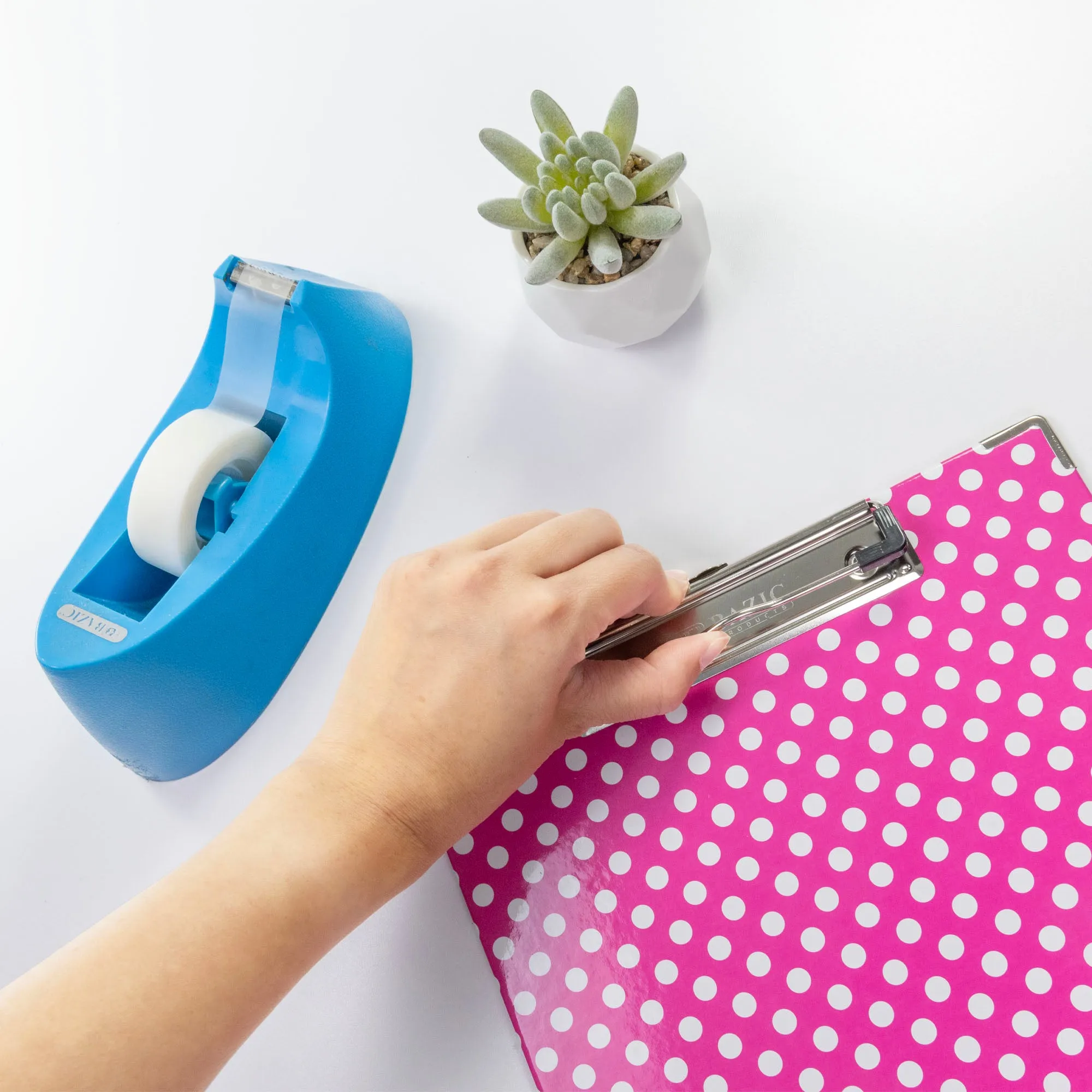 Paperboard Clipboard Standard Size Polka Dot w/ Low Profile Clip