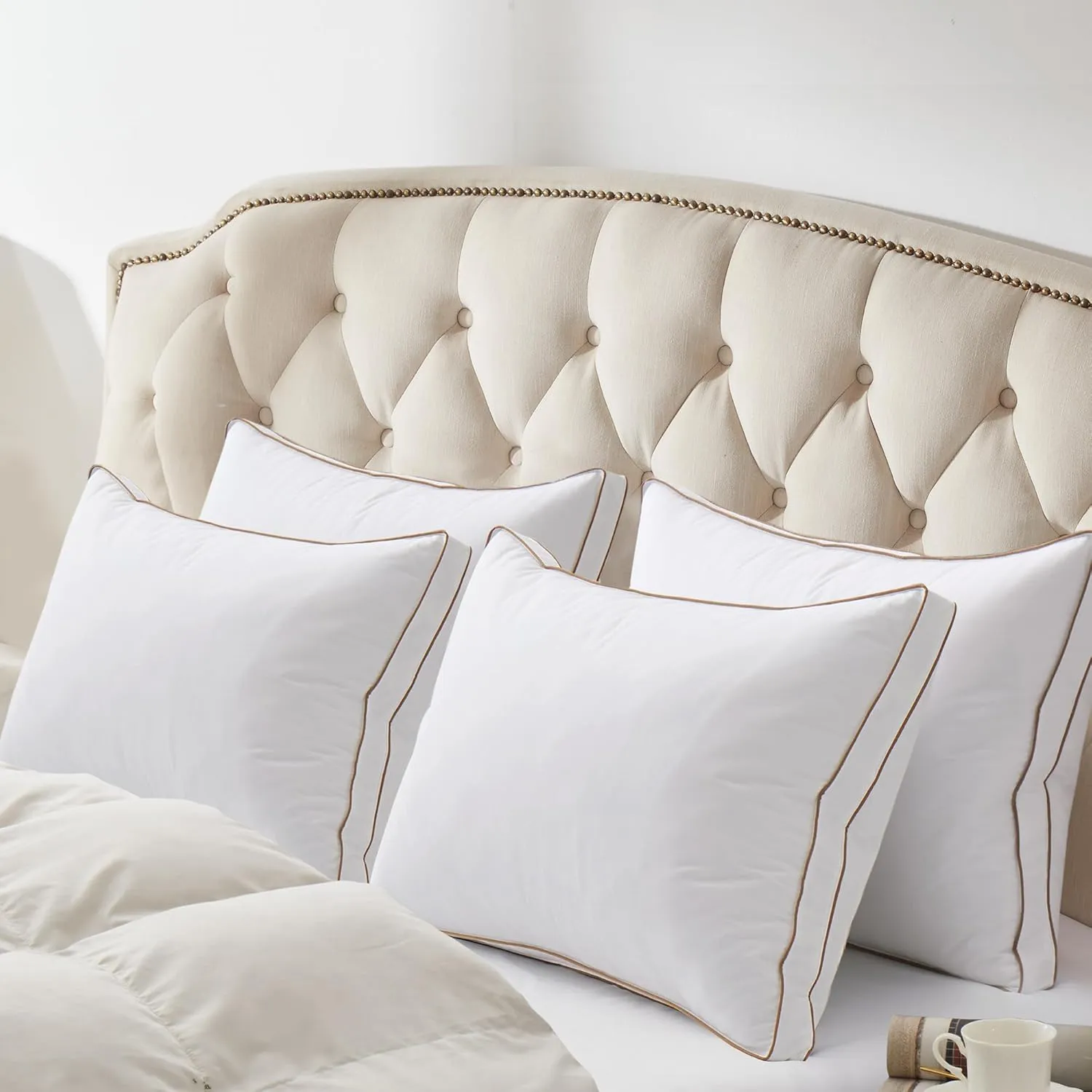 puredown® Goose Feather Down Pillows, Soft Fluffy Luxury Hotel Collection Pillows Standard Size Set of 2, 100% Cotton Cover, Medium Firm Bed Sleeping Pillow for Back, Stomach or Side Sleeper.