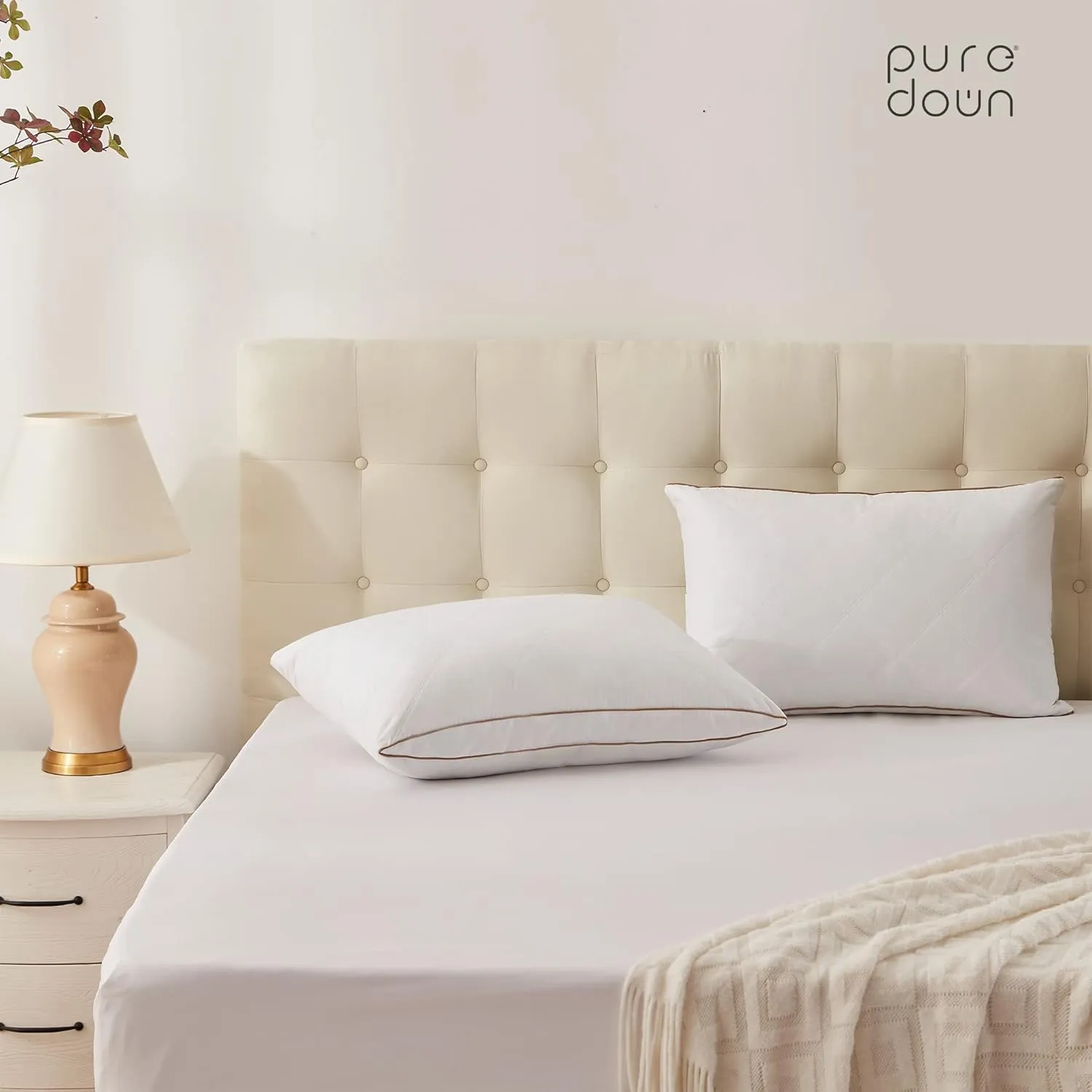 puredown® Natural Goose Down Feather Pillows for Sleeping Oval Gusseted Feather Down Pillow 100% Cotton Pillow Cover with Leaf Quilting King Set of 2