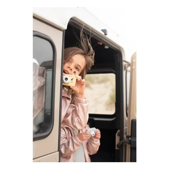 Small Compact Zoo Camera | Giraffe