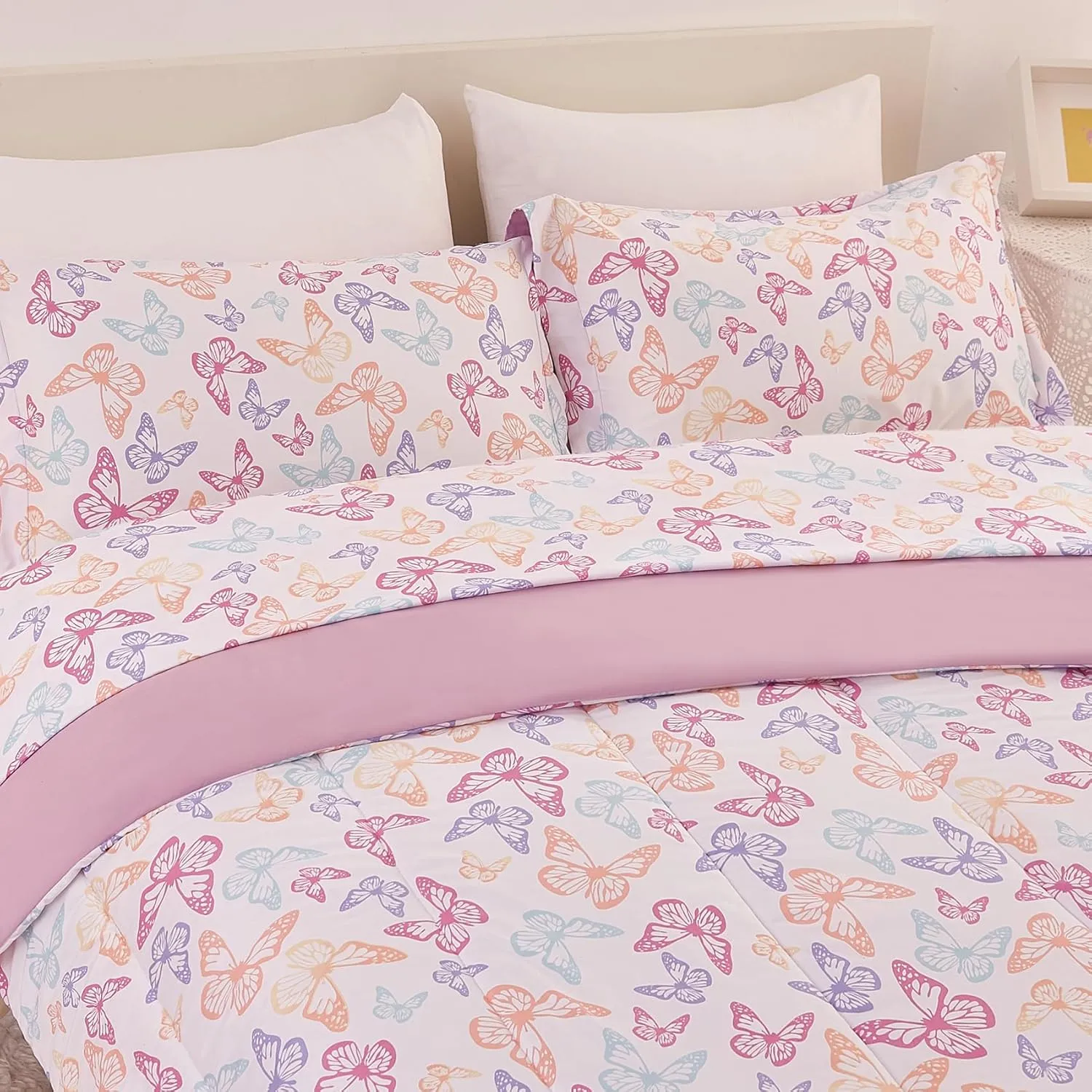 Yibeizi Butterfly Kids Comforter Set for Girls Full Size, Cute Quilted Lavender Printed Bedding Set with Pillow Sham, Lightweight Soft Breathable Machine Washable Bed Set 3 Piece