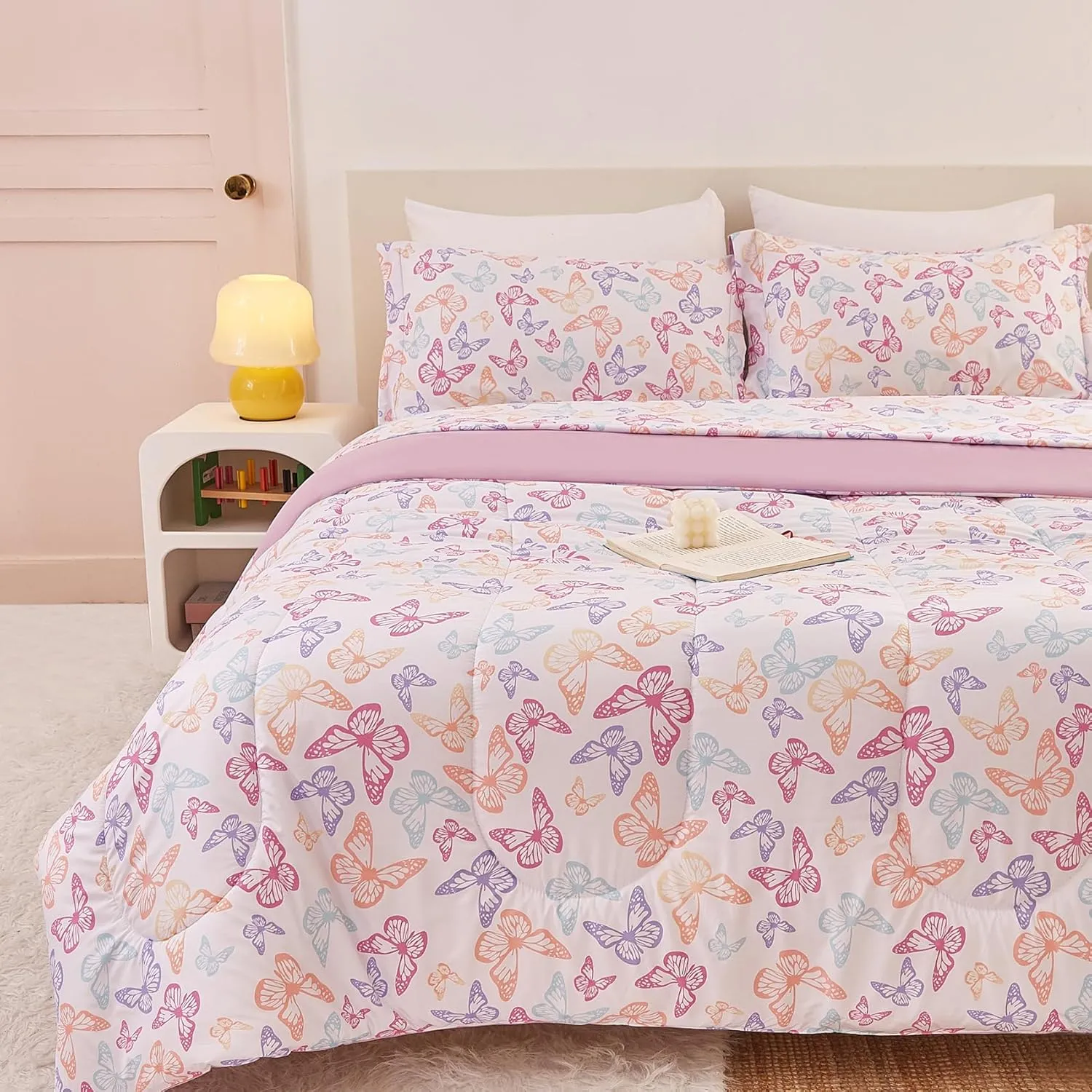 Yibeizi Butterfly Kids Comforter Set for Girls Full Size, Cute Quilted Lavender Printed Bedding Set with Pillow Sham, Lightweight Soft Breathable Machine Washable Bed Set 3 Piece