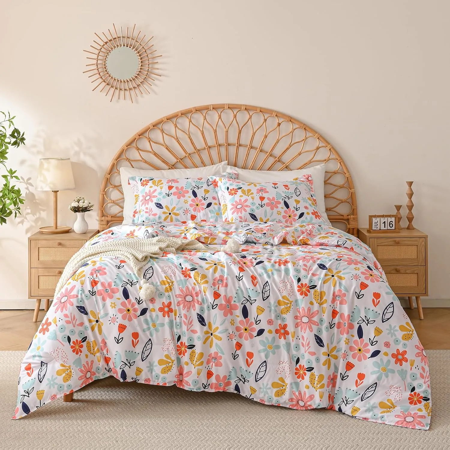 Yibeizi Floral Comforter Set for Girls Full Size, Kids Cute Patterned Bedding Set with Pillow Sham, Lightweight Soft Breathable Machine Washable Quilt Bed Comforter Set 3 Piece