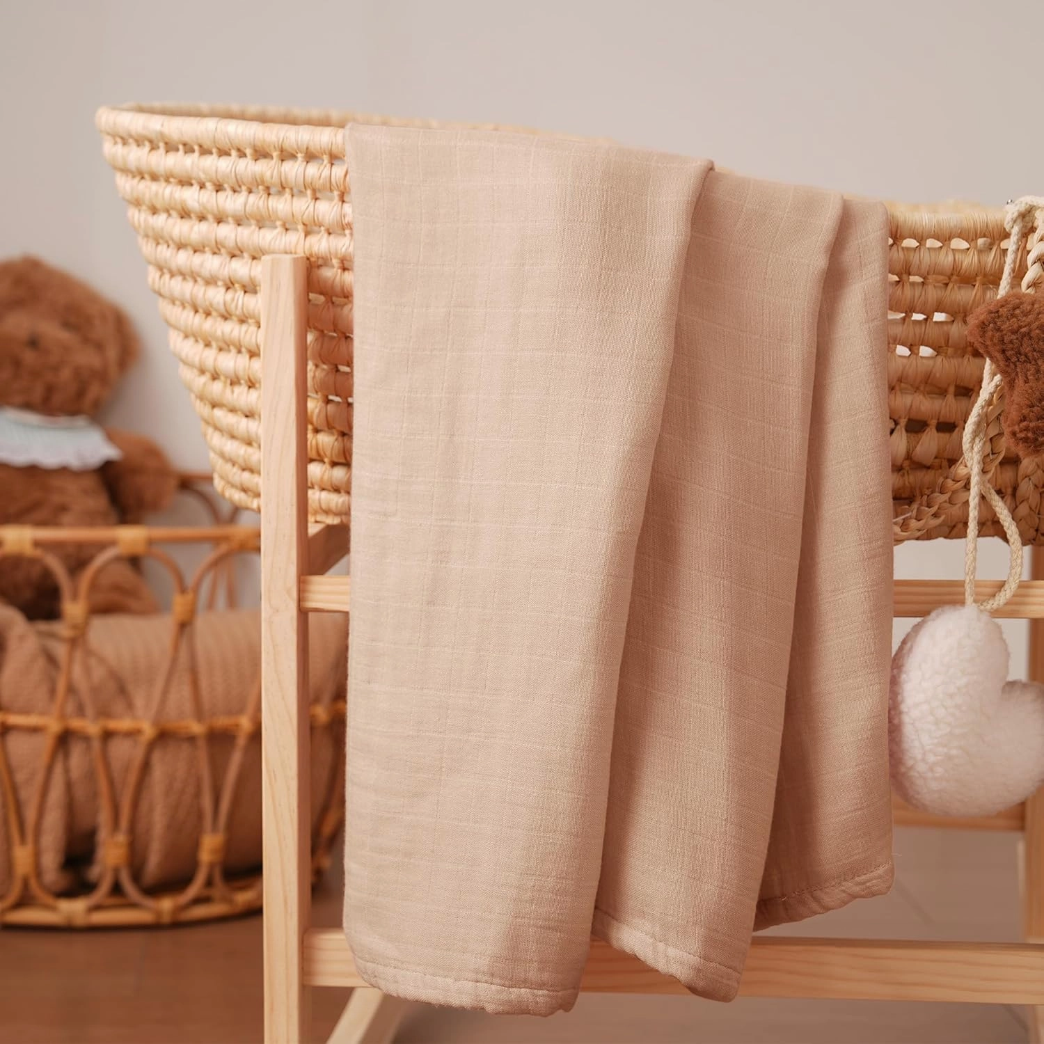 Yoofoss Muslin Swaddle Blankets, 4-Pack Receiving Blankets for Baby Boys and Girls, 47 x 47 Inches Baby Blanket Neutral Swaddle Wrap 70% Rayon from Bamboo and 30% Cotton